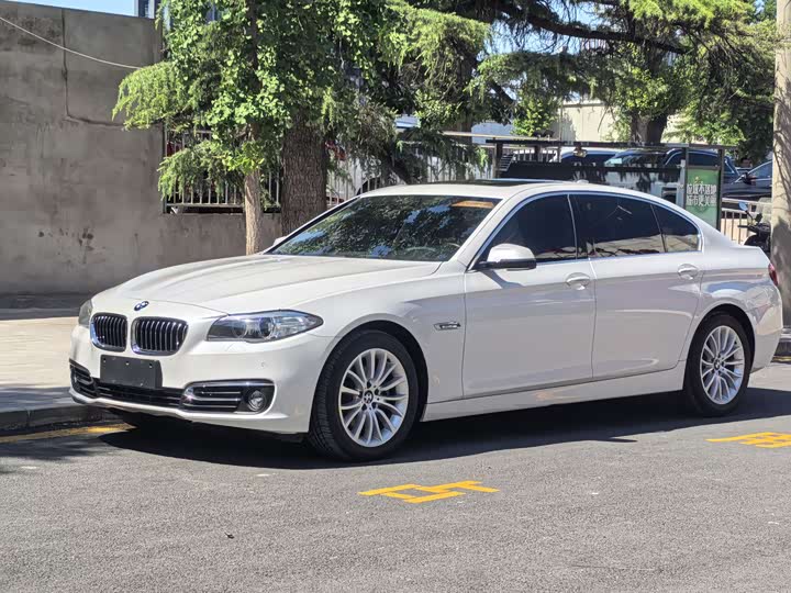 BMW 5 Series, 2017 года фото 2