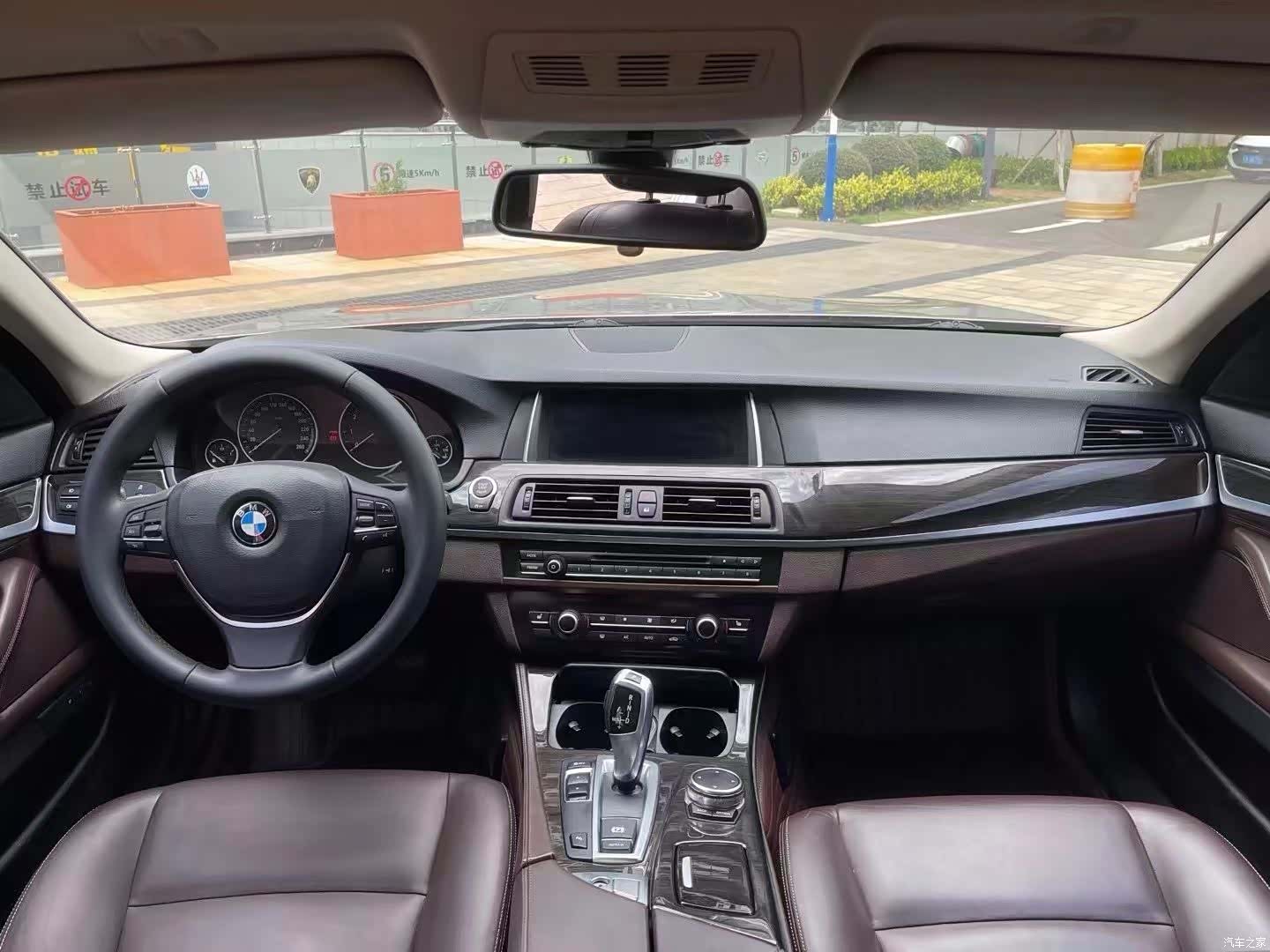 BMW 5 Series, 2016 все фото
