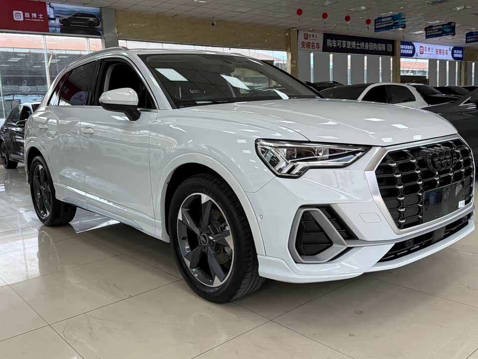 Audi Q3 Audi Q3