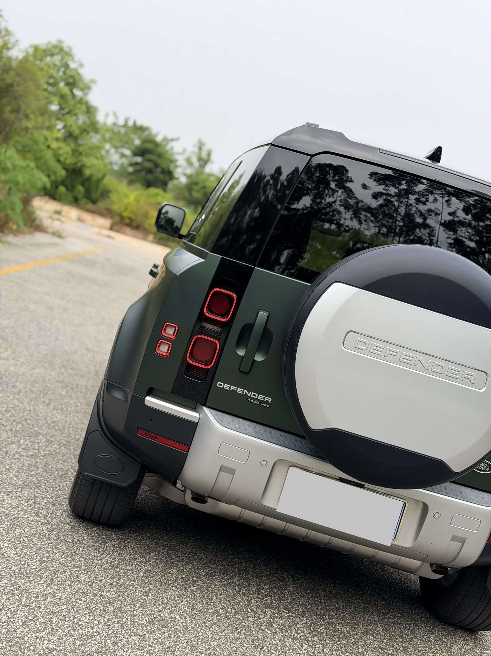 Land Rover Defender, 2020 8