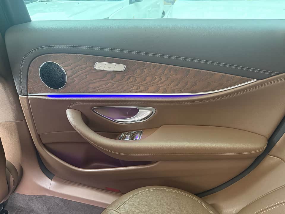 Mercedes-Benz E-class Mercedes-Benz E-class