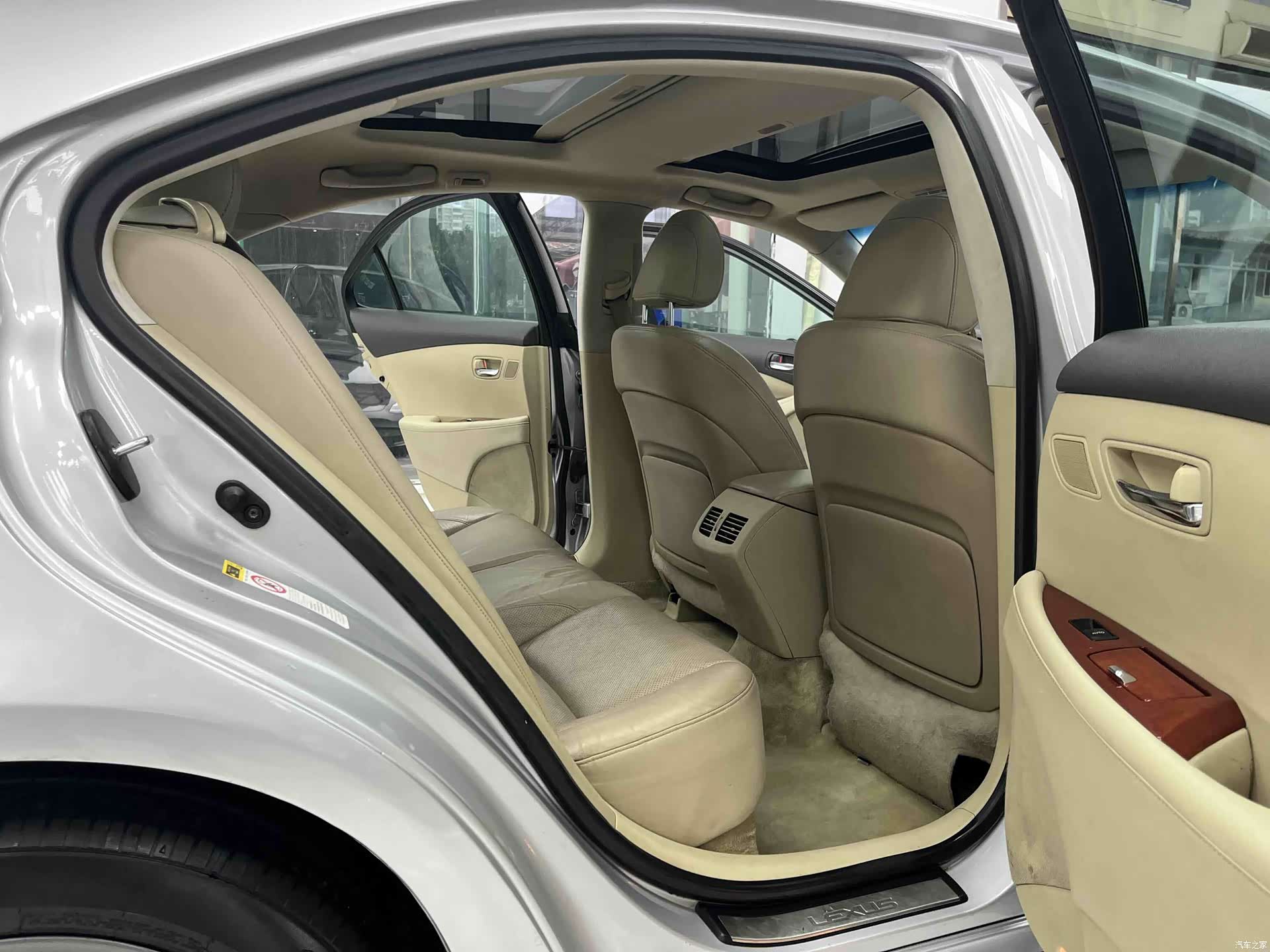 Lexus ES, 2009 11