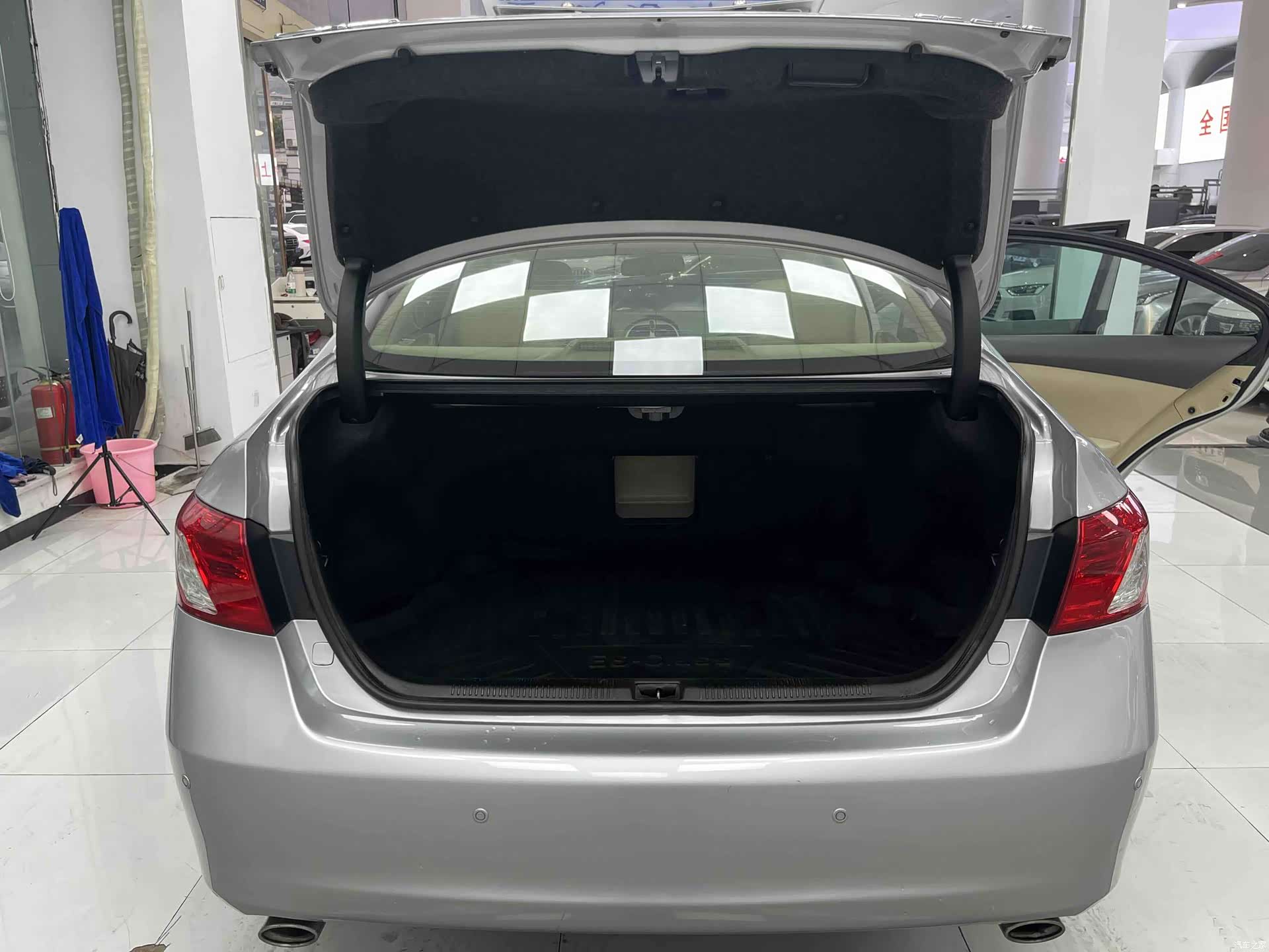 Lexus ES, 2009 17