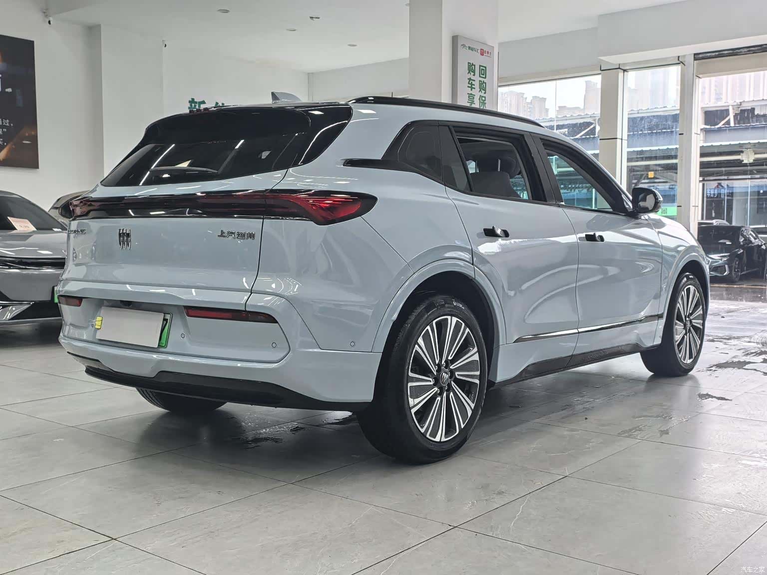 Buick E5, 2024 10