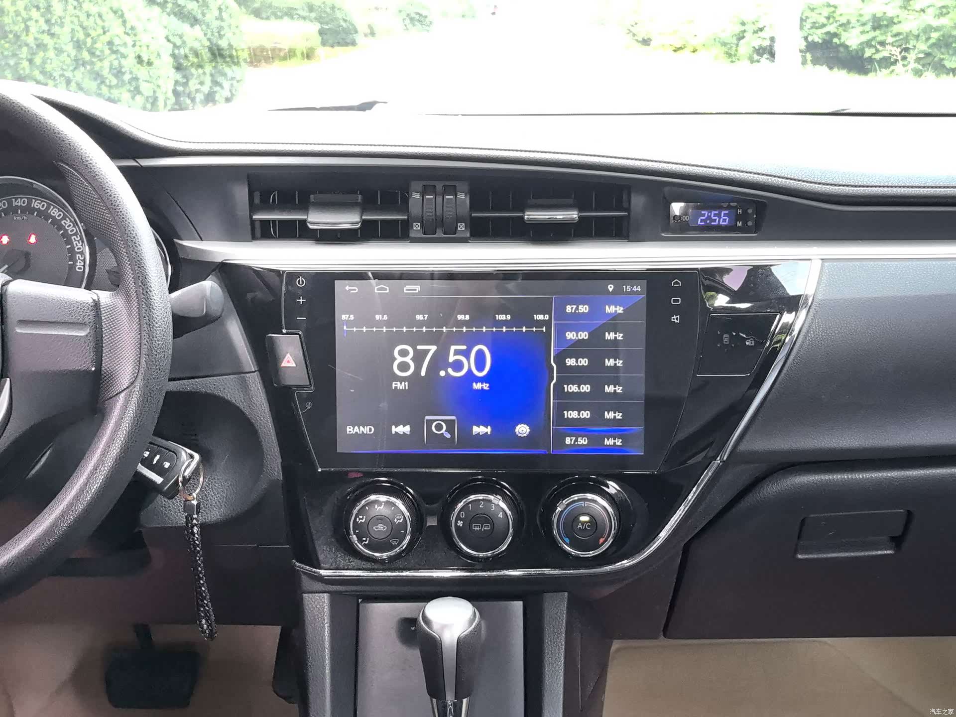 Toyota Corolla, 2016 12