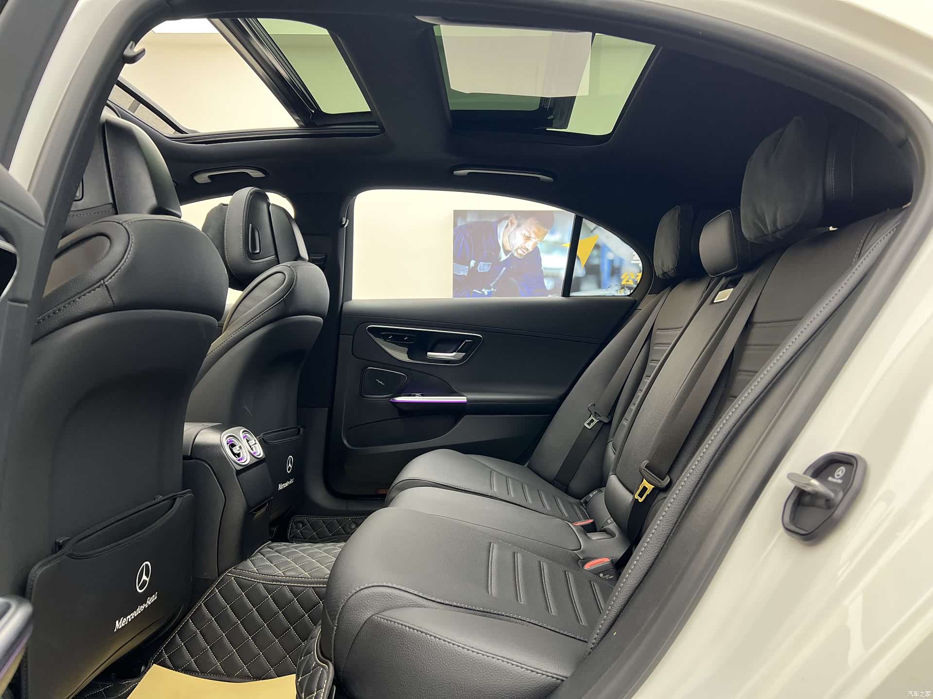 Mercedes-Benz C-Class, 2025 7