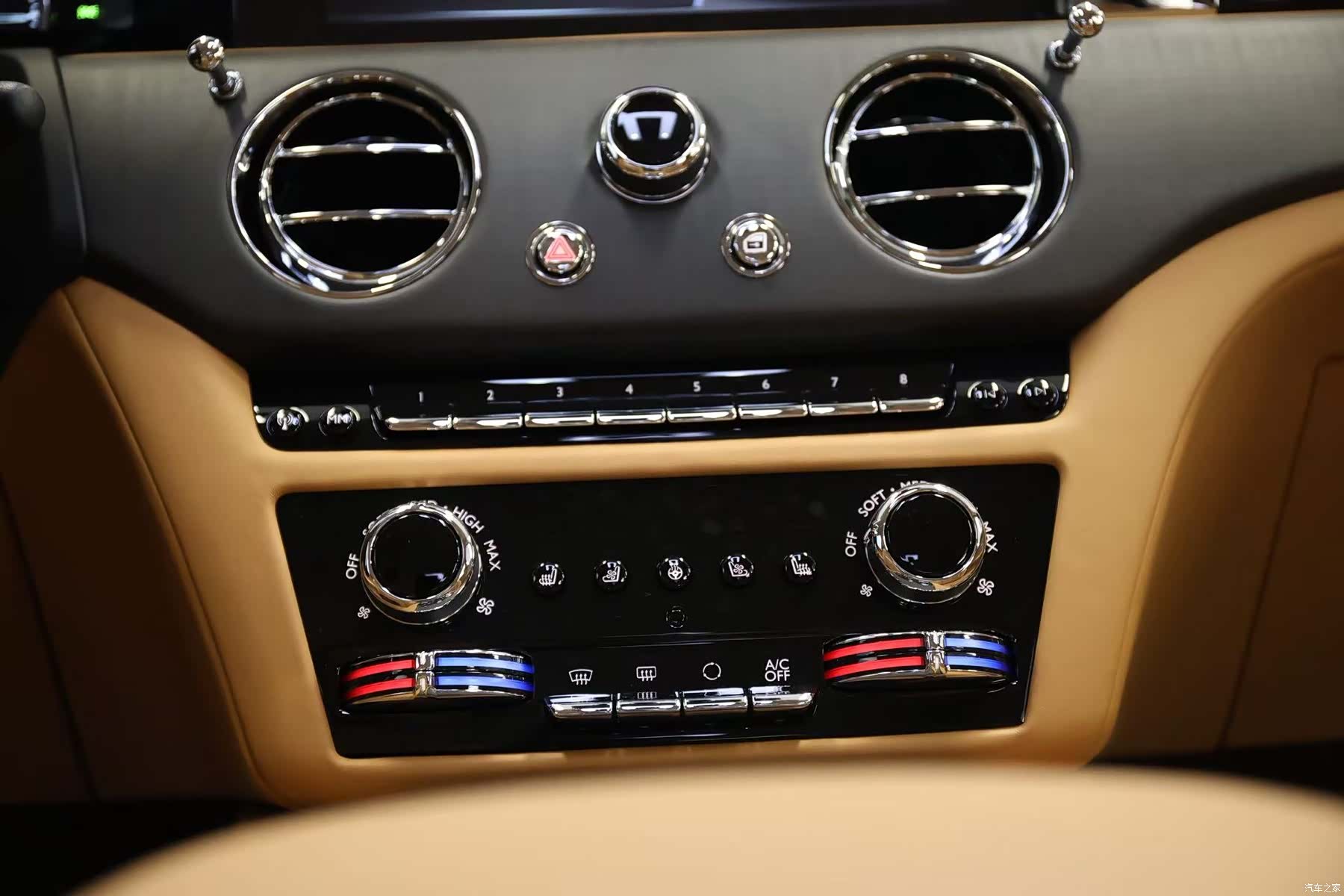 Rolls-Royce Ghost, 2026 6