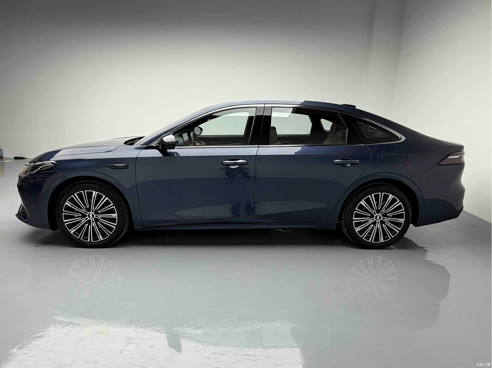Geely A7, 2025 17