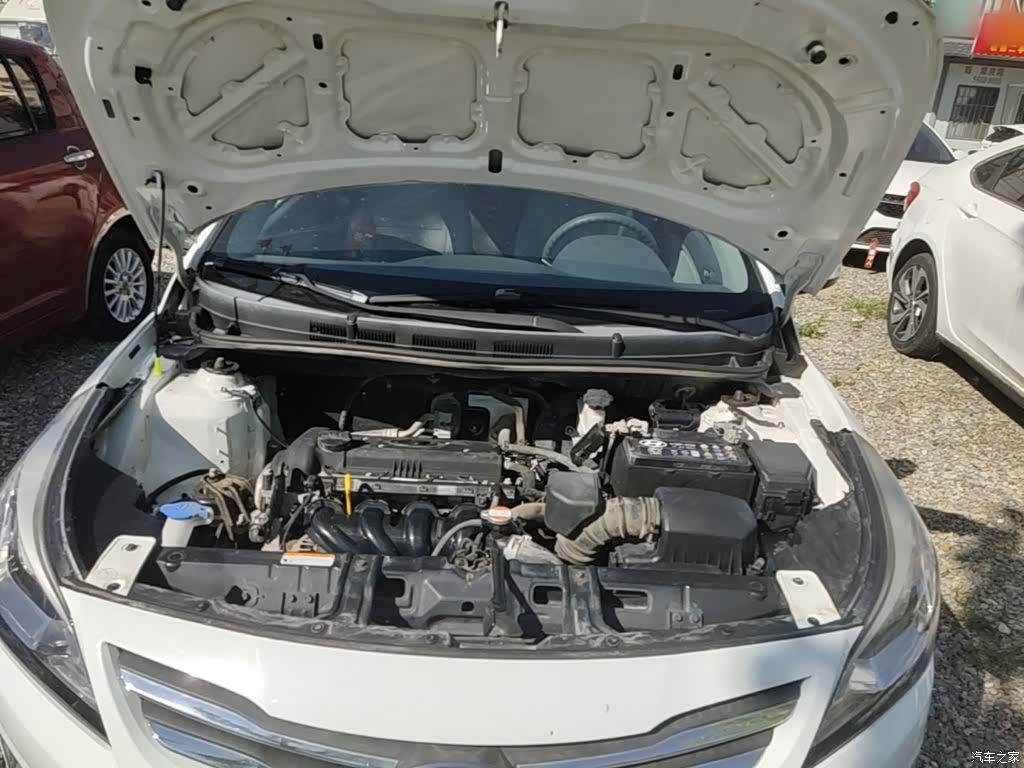 Hyundai GLS, 2017 16