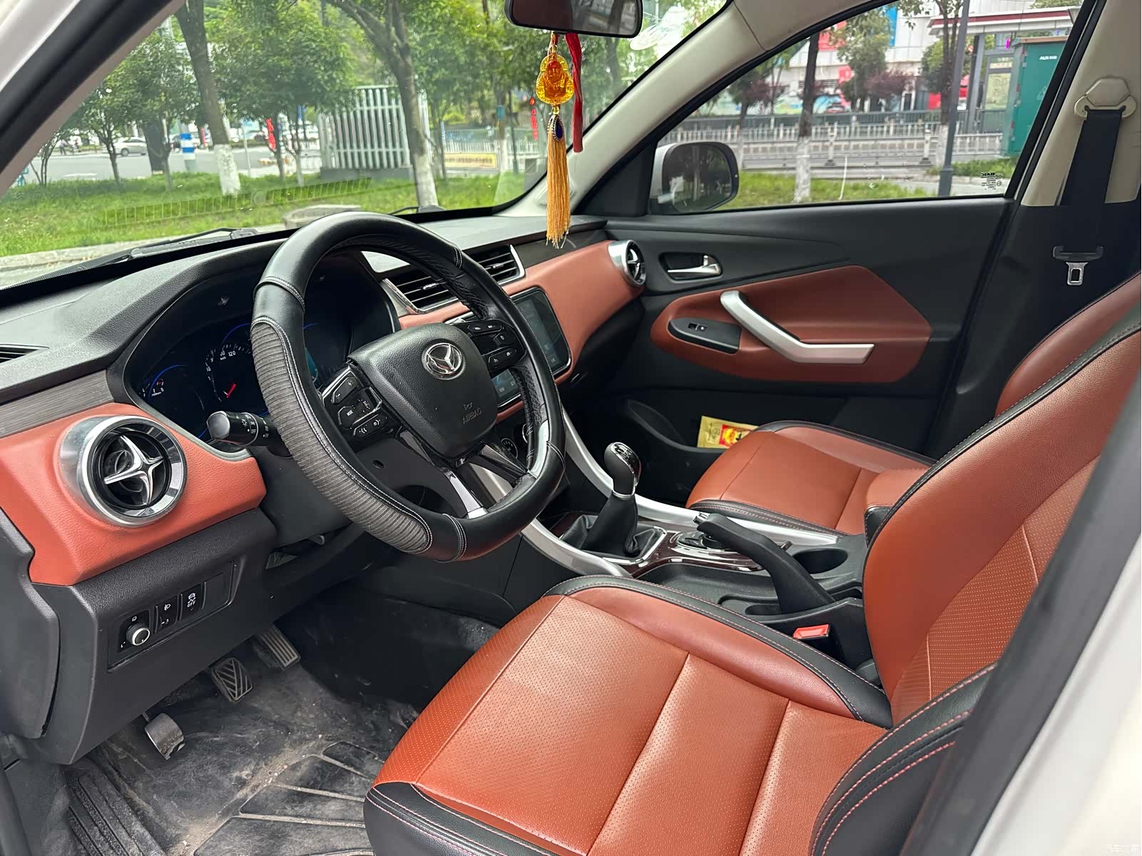 BAIC S3, 2016 15
