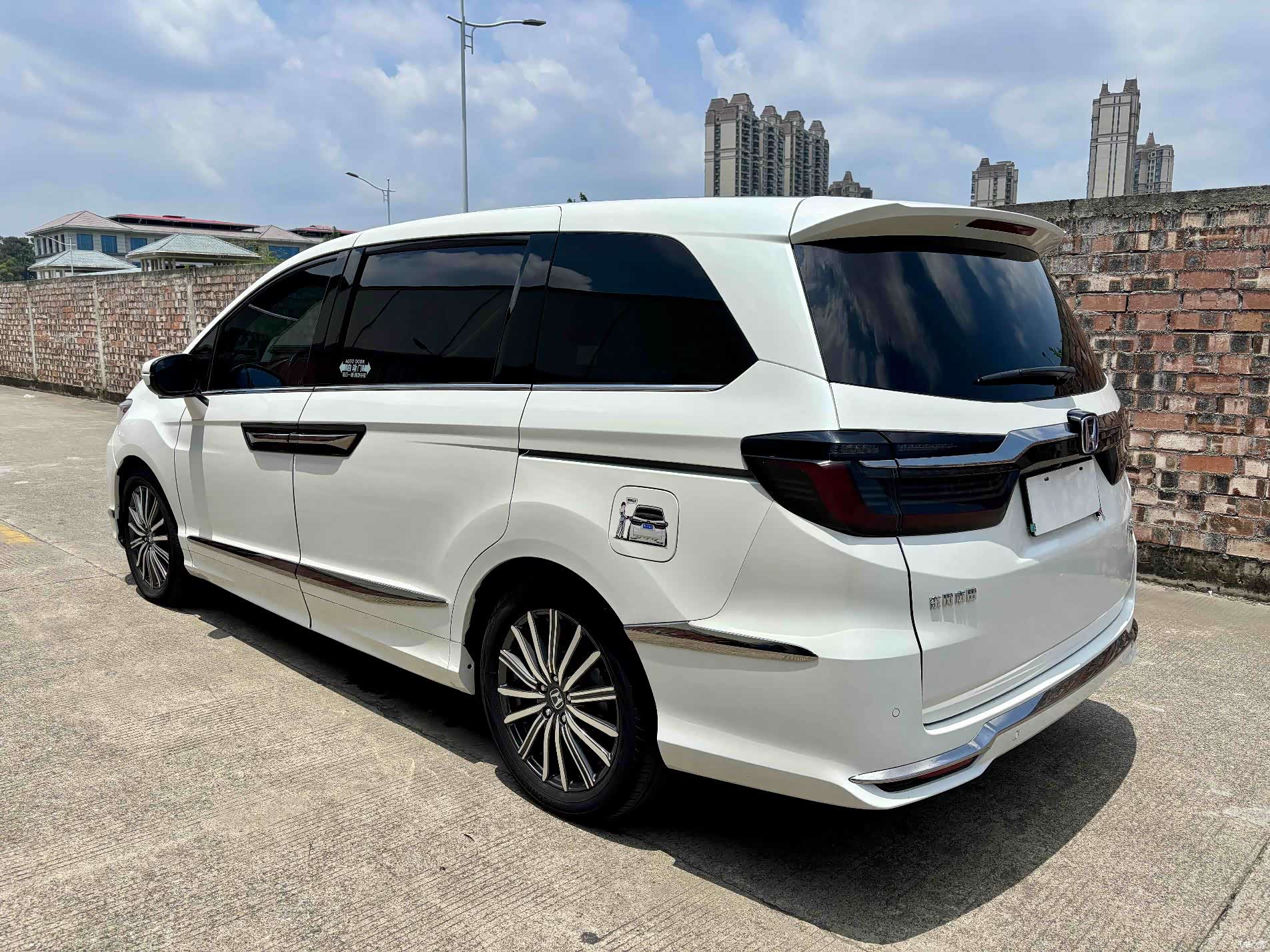 Honda Elysion, 2023 4