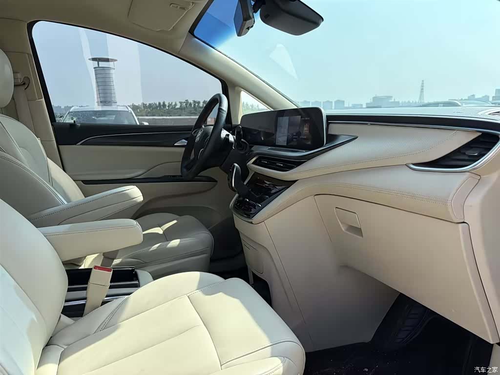 Buick GL8, 2023 15