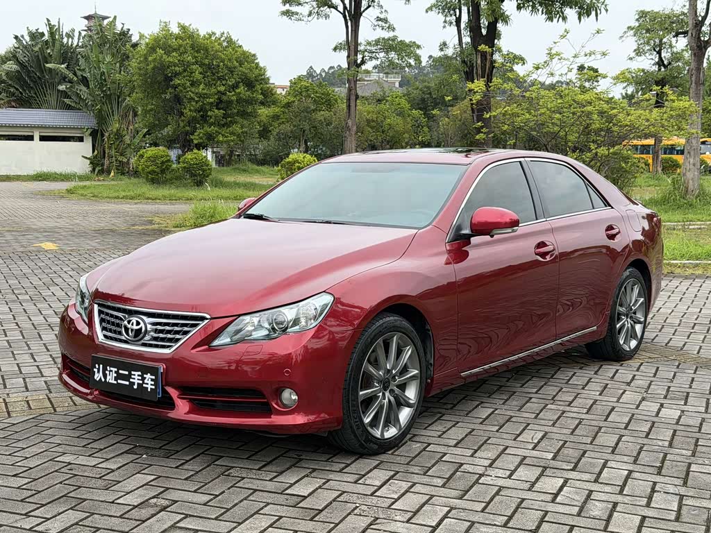 Toyota Reiz