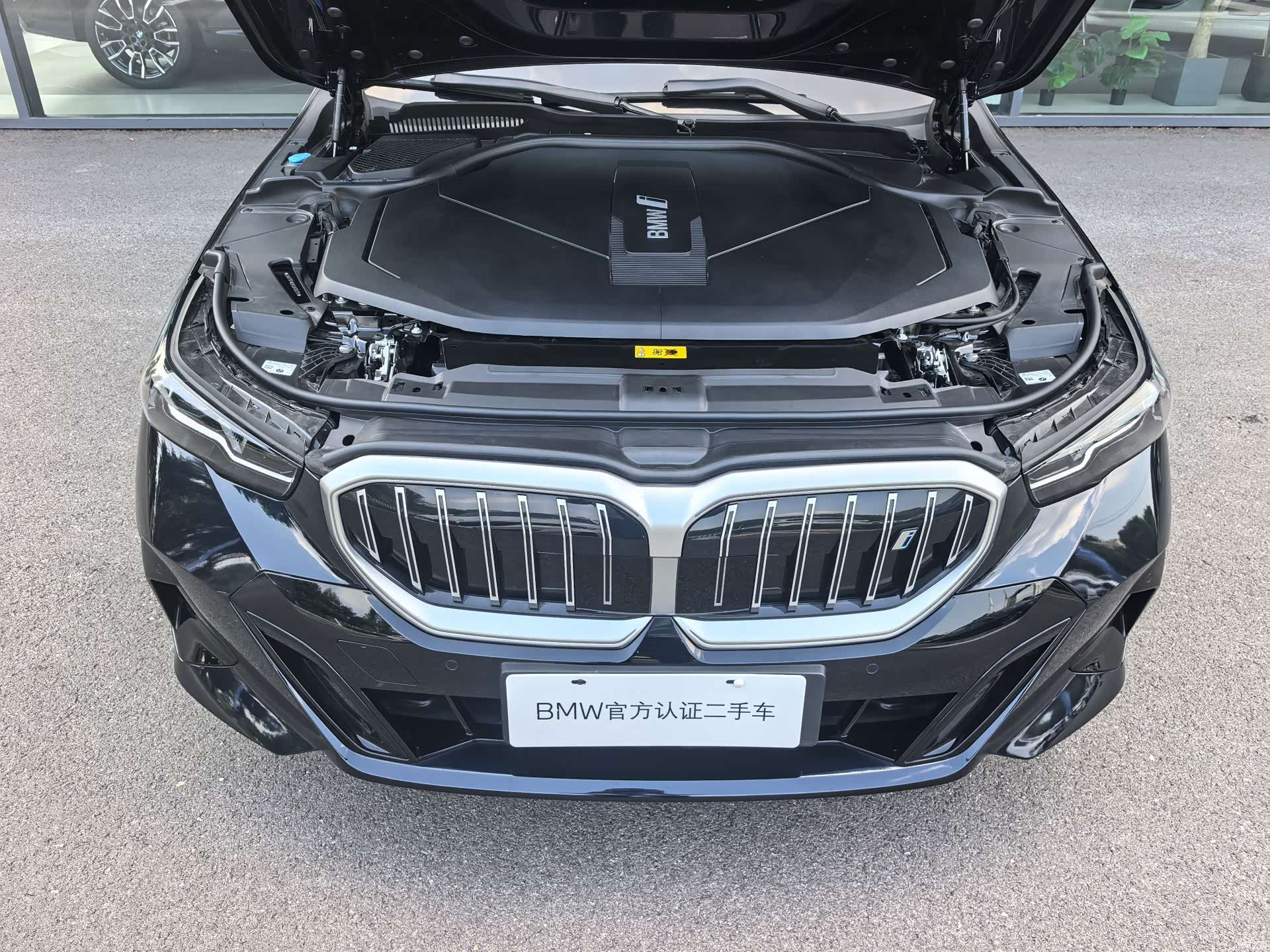 BMW i5, 2025 18