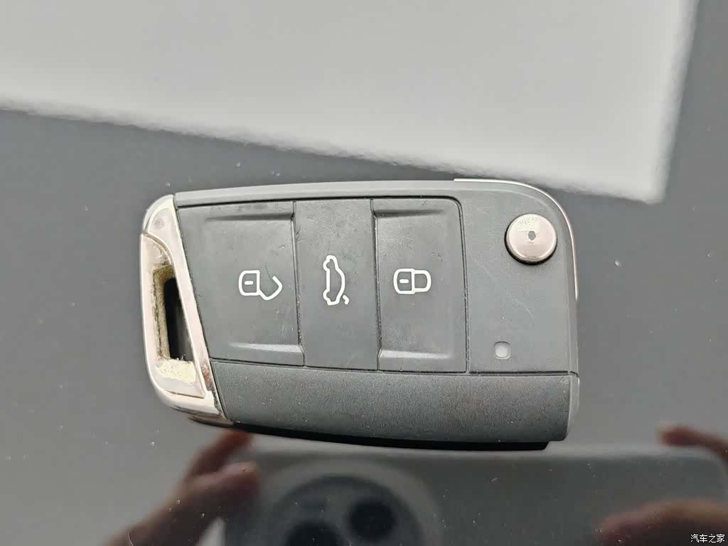 Volkswagen Tiguan L, 2023 19