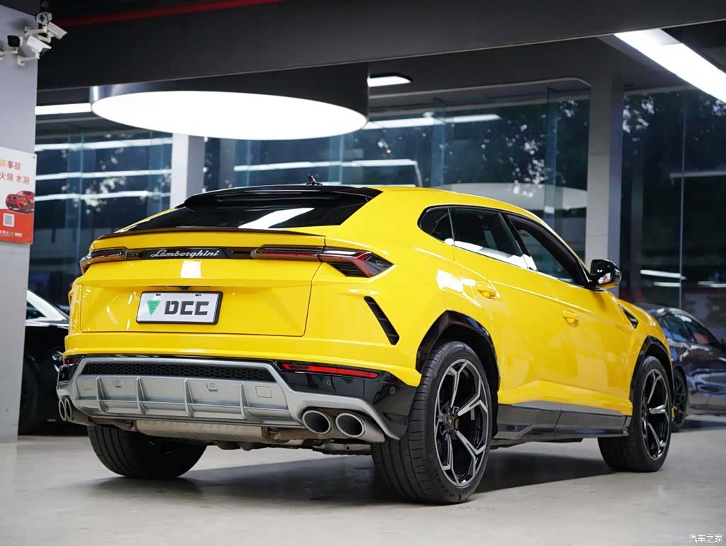 Lamborghini Urus, 2021 7