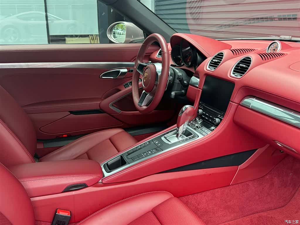 Porsche Cayman, 2023 13