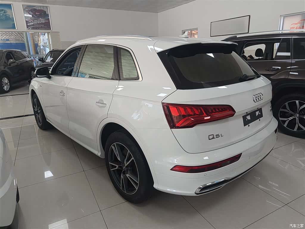 Audi Q5L, 2020 8