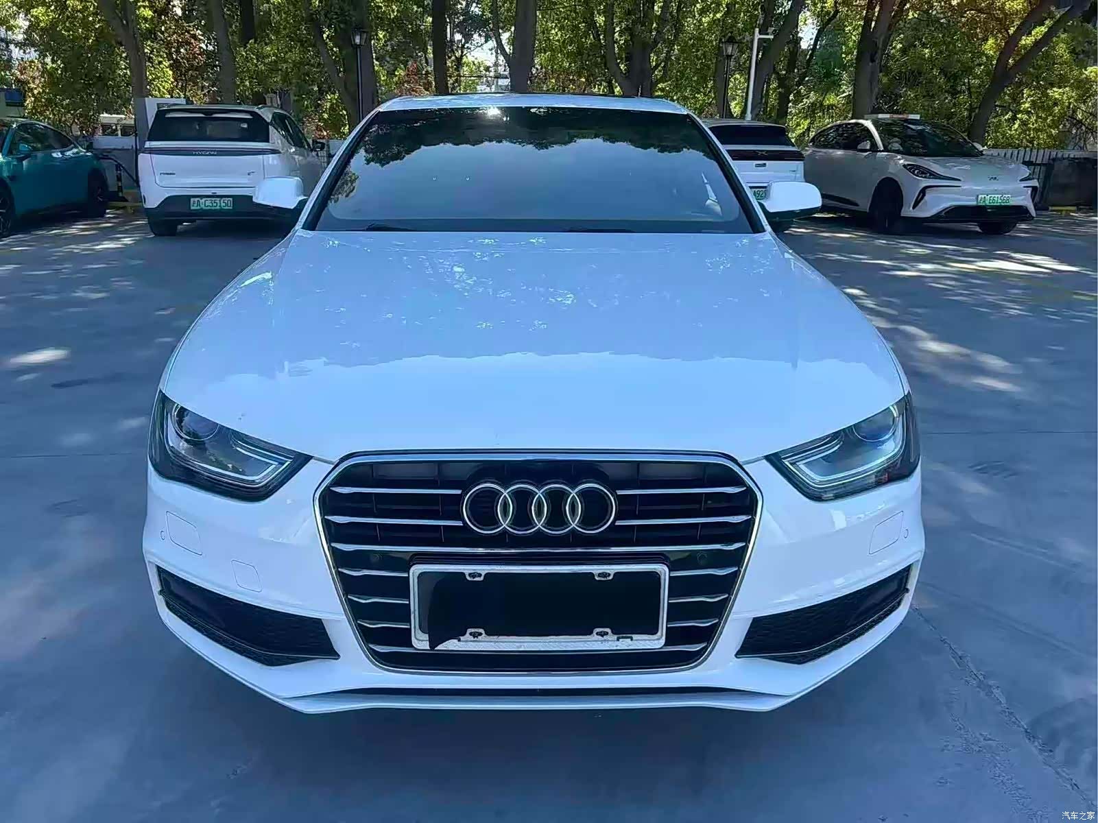 Audi A4L, 2016 1