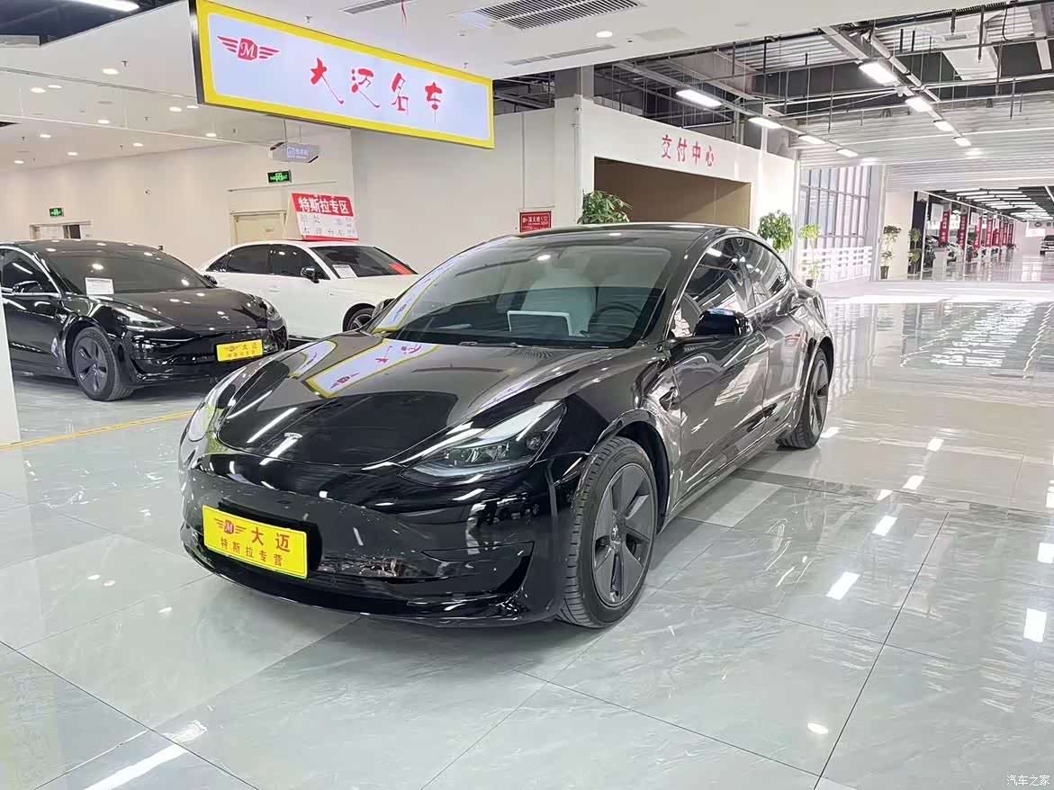 Tesla Model 3, 2023 1