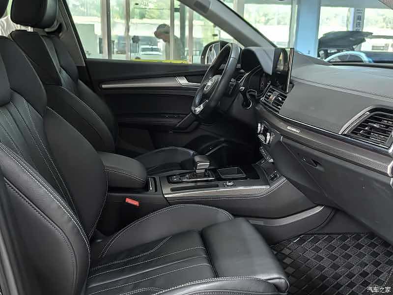 Audi Q5L, 2021 4