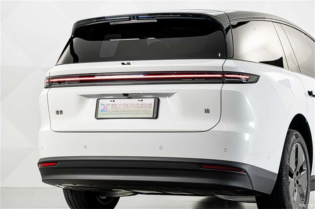 Li Auto i8, 2026 7