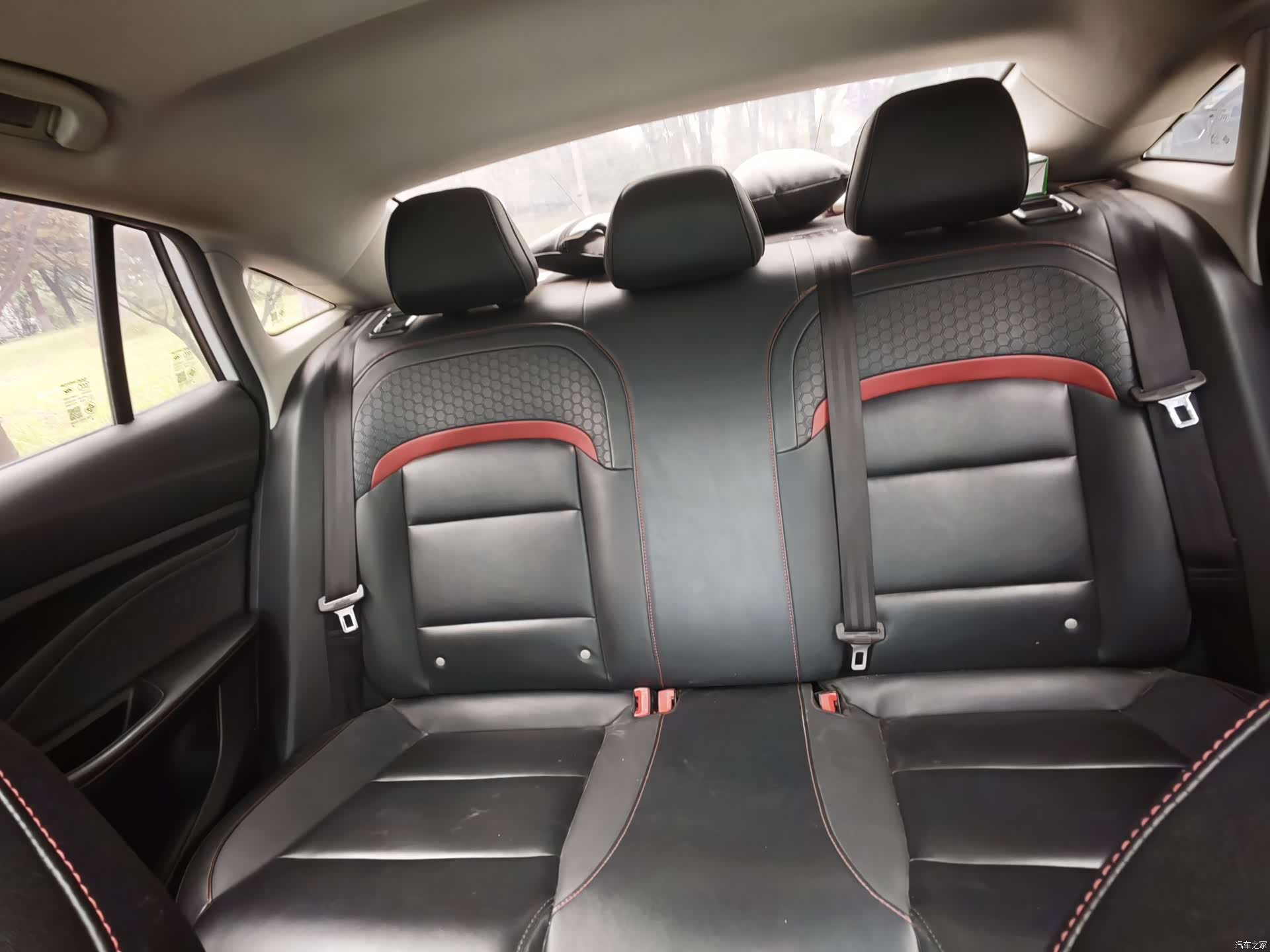 MG MG5, 2021 10