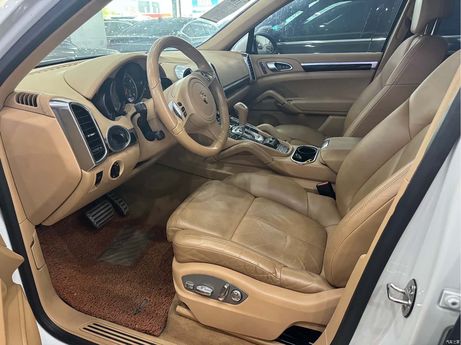 Porsche Cayenne, 2013 4