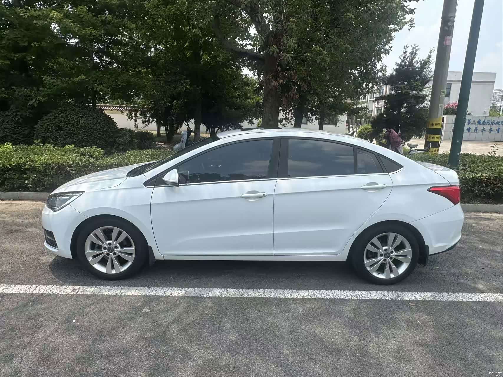 Chery 5, 2016 12