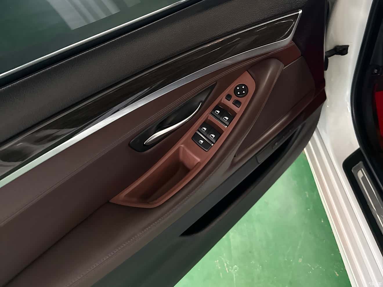 BMW 5 Series, 2016 12