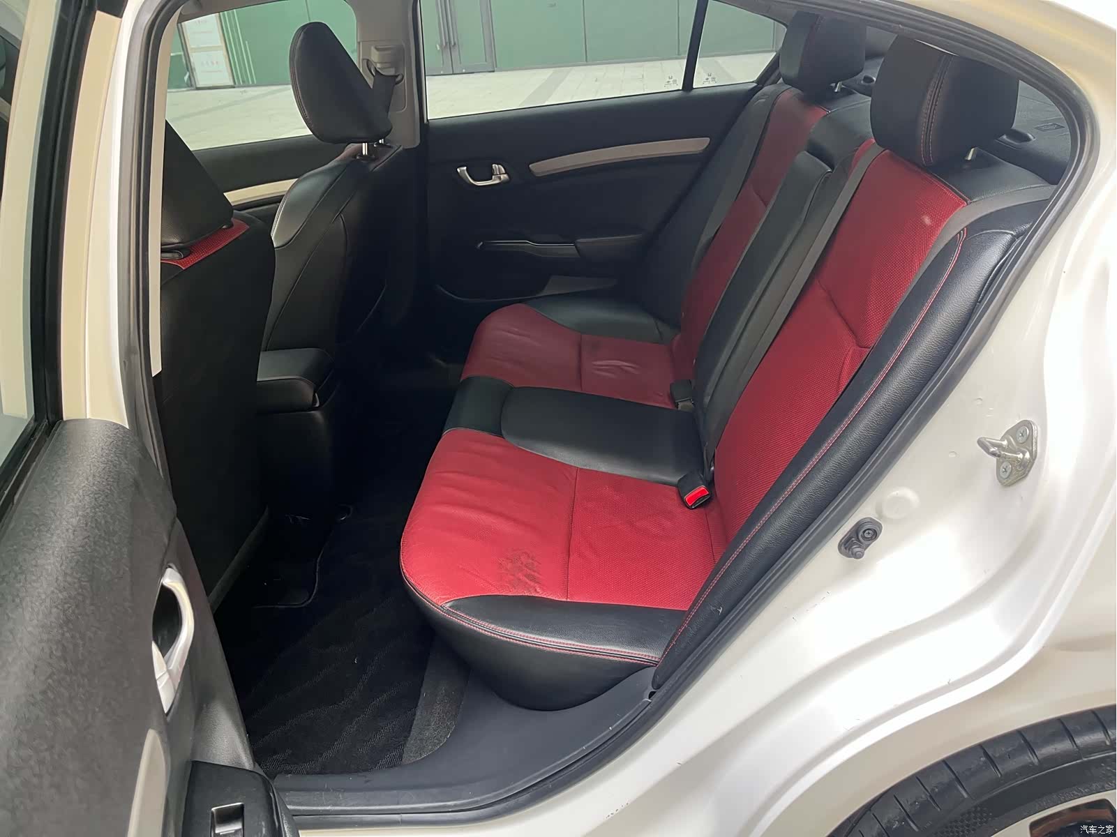 Honda Civic, 2015 21