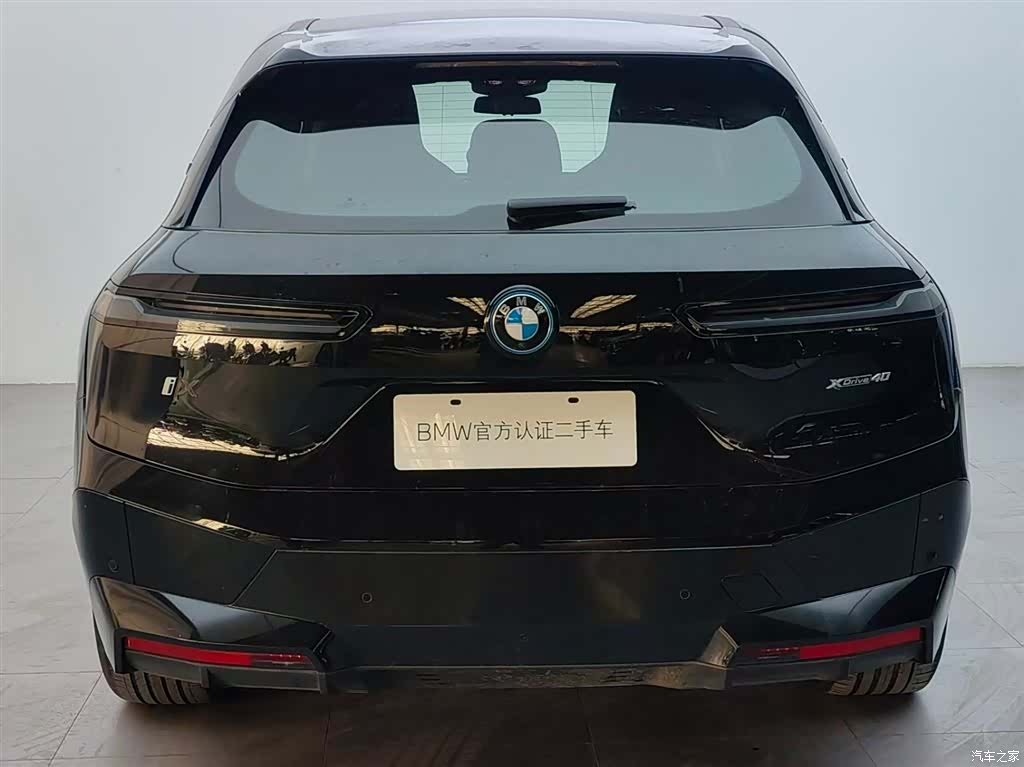 BMW iX, 2023 все фото