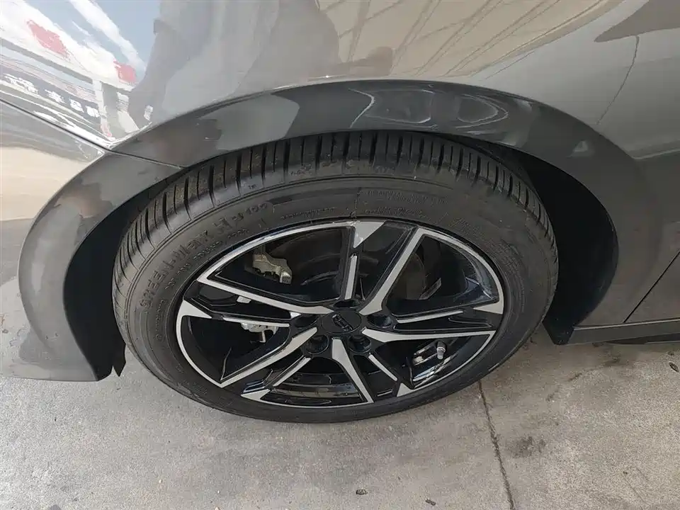 Geely Binrui Geely Binrui