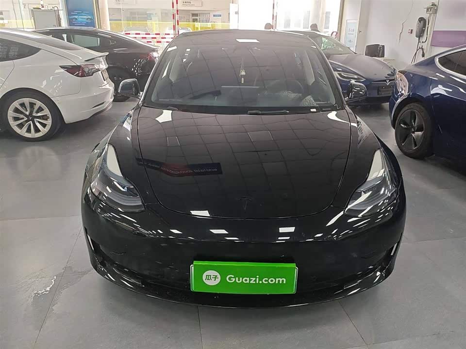 Tesla Model 3 Tesla Model 3
