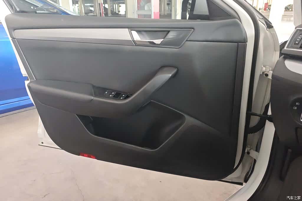 Skoda Superb, 2018 7