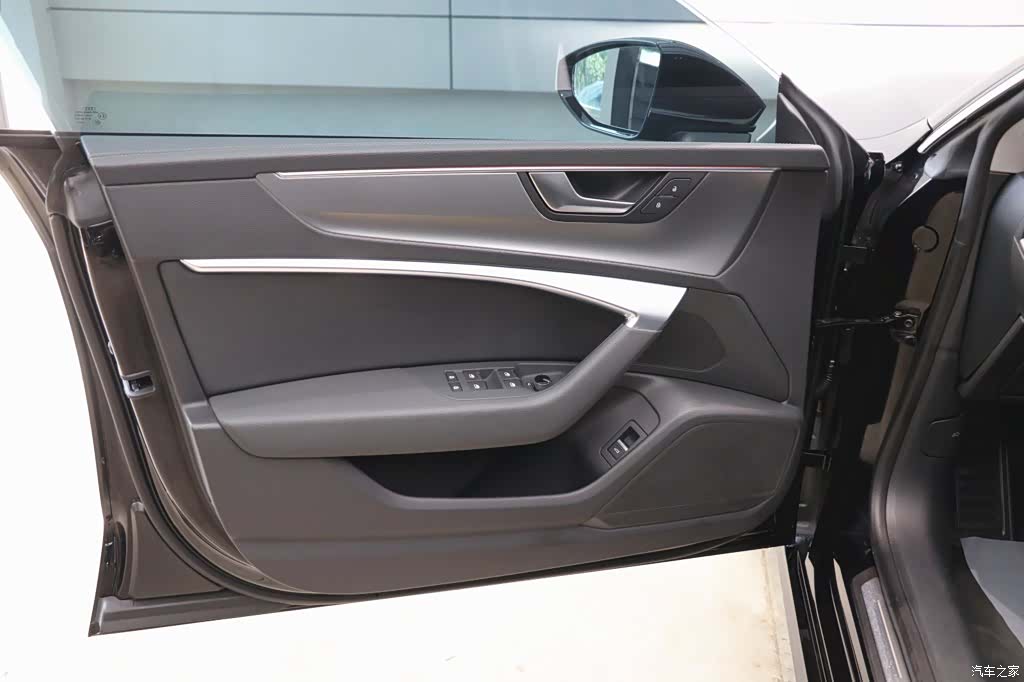 Audi A7L, 2024 10