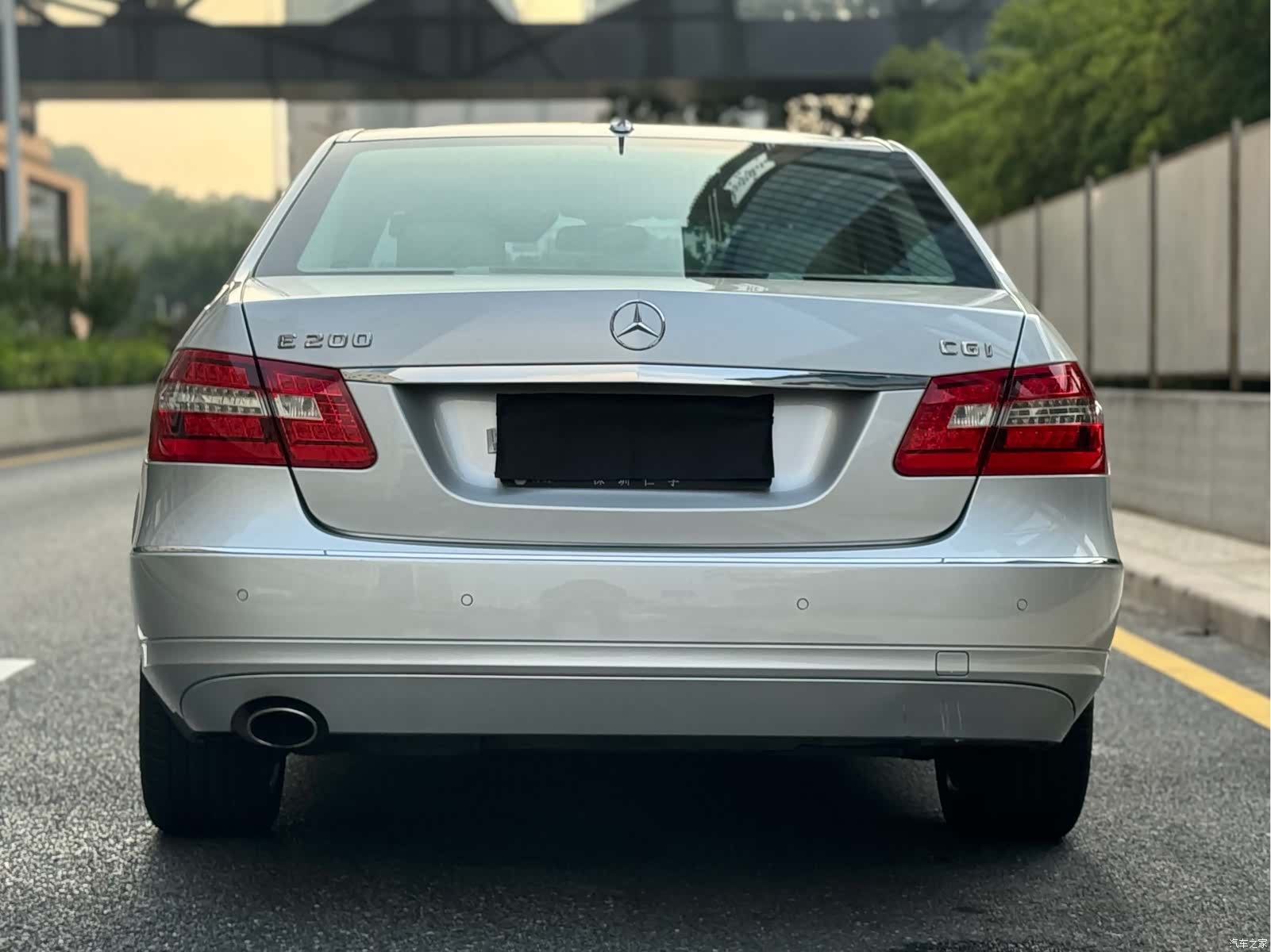 Mercedes-Benz E-Class, 2010 все фото