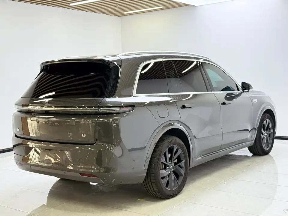 Li Auto Ideal L8
