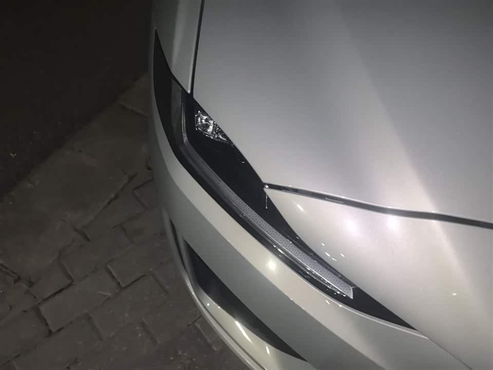 Jaguar XEL Jaguar XEL