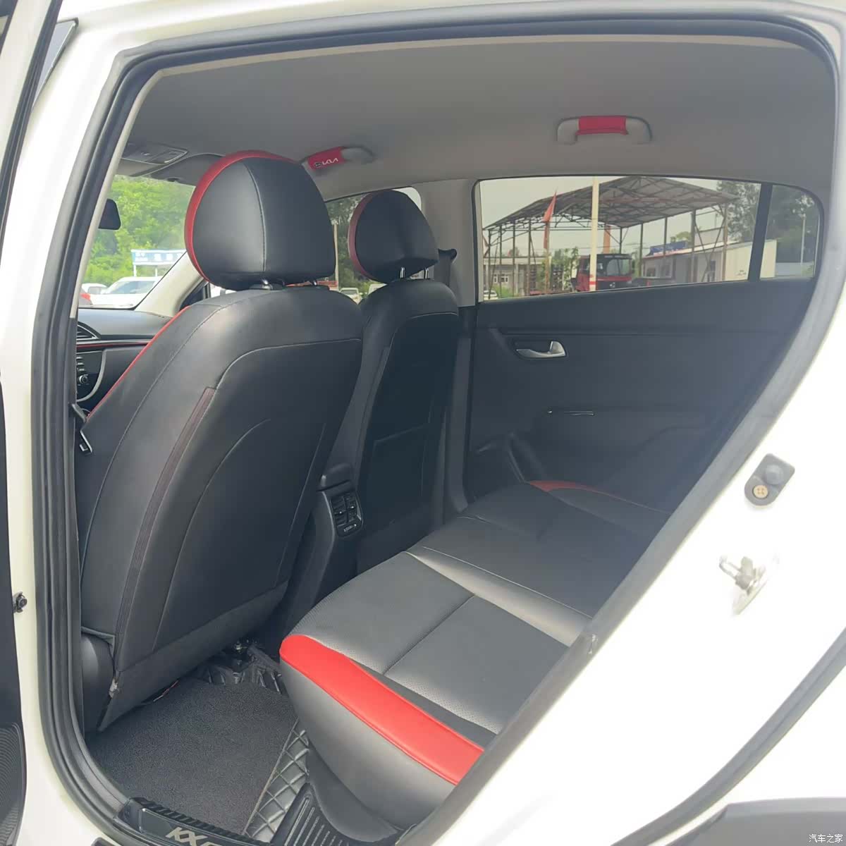 Kia KX, 2018 6