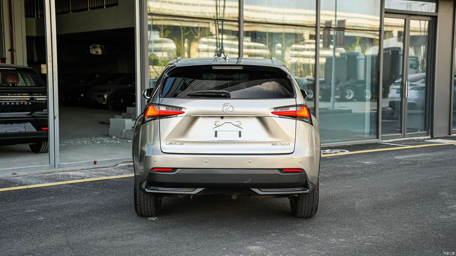 Lexus NX, 2016 все фото