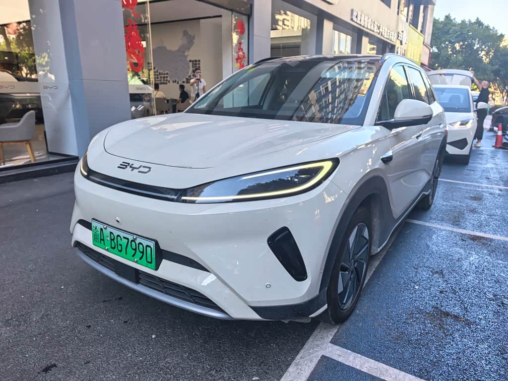 BYD 05 EV