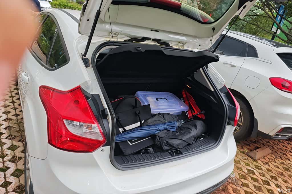 Ford Focus, 2014 4