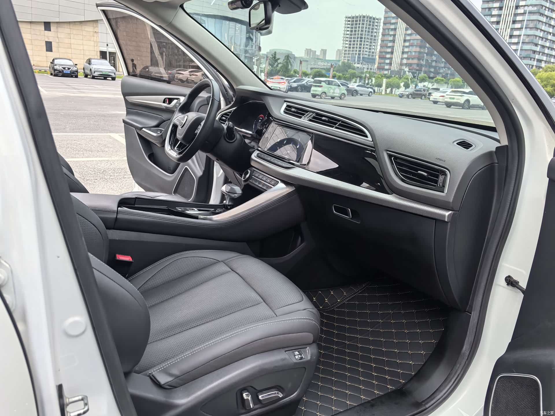 DongFeng AX7, 2020 11