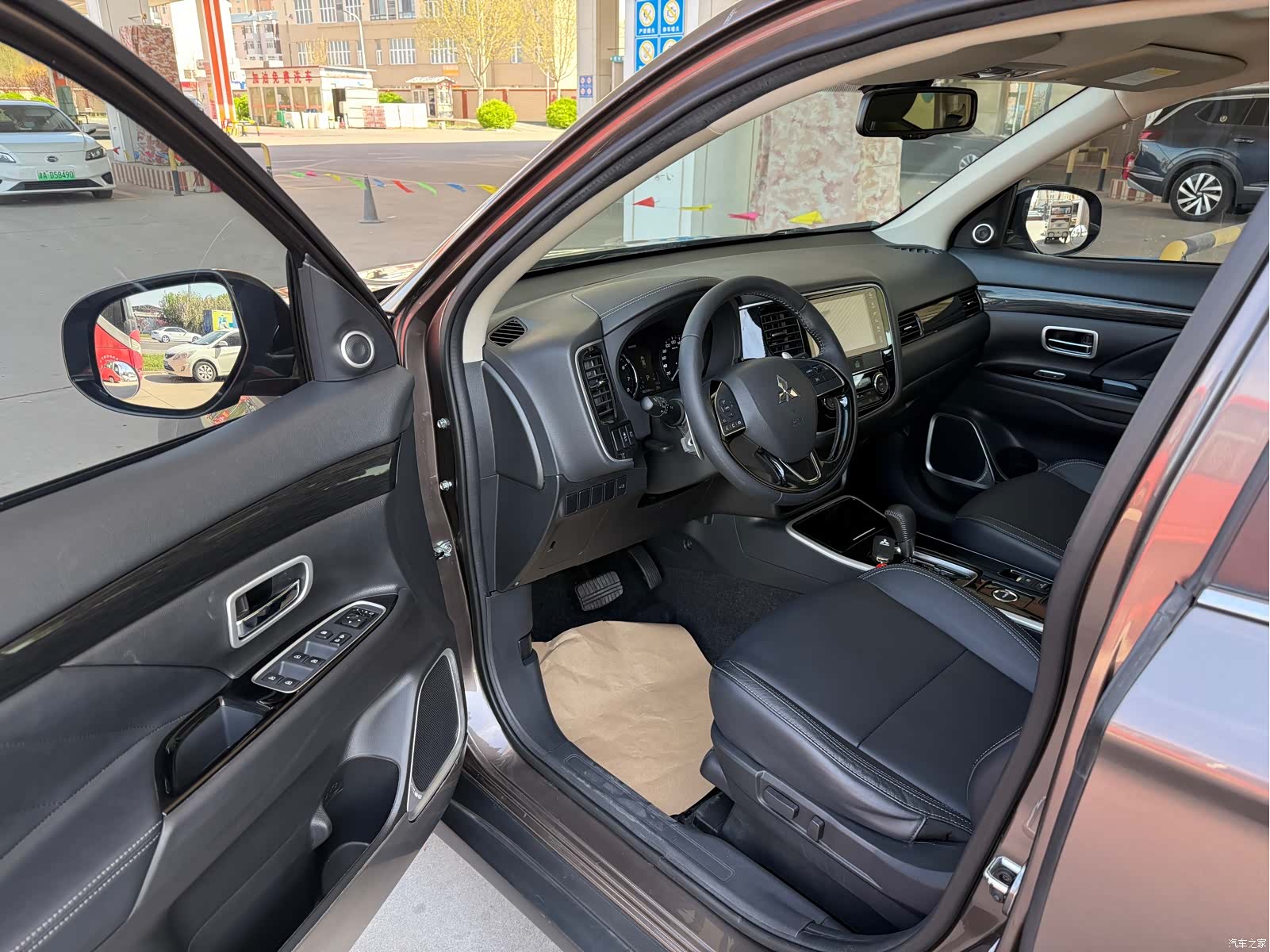 Mitsubishi Outlander, 2019 6