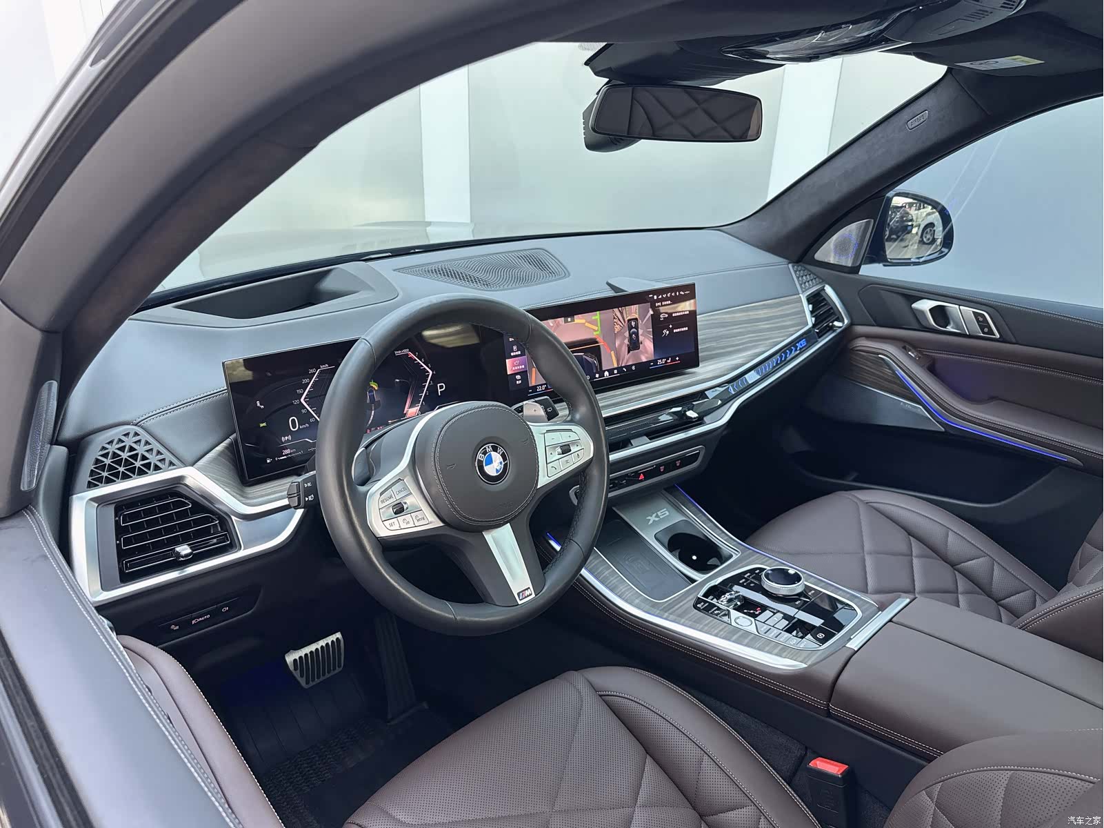 BMW X5, 2025 14