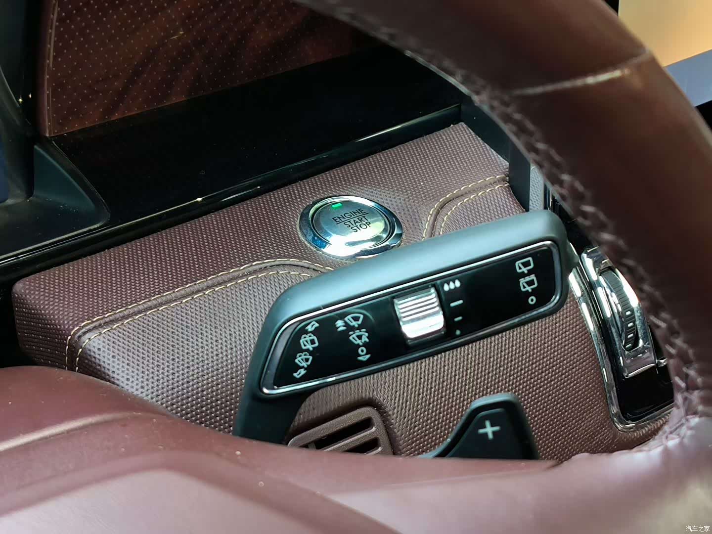Lincoln Navigator, 2021 6