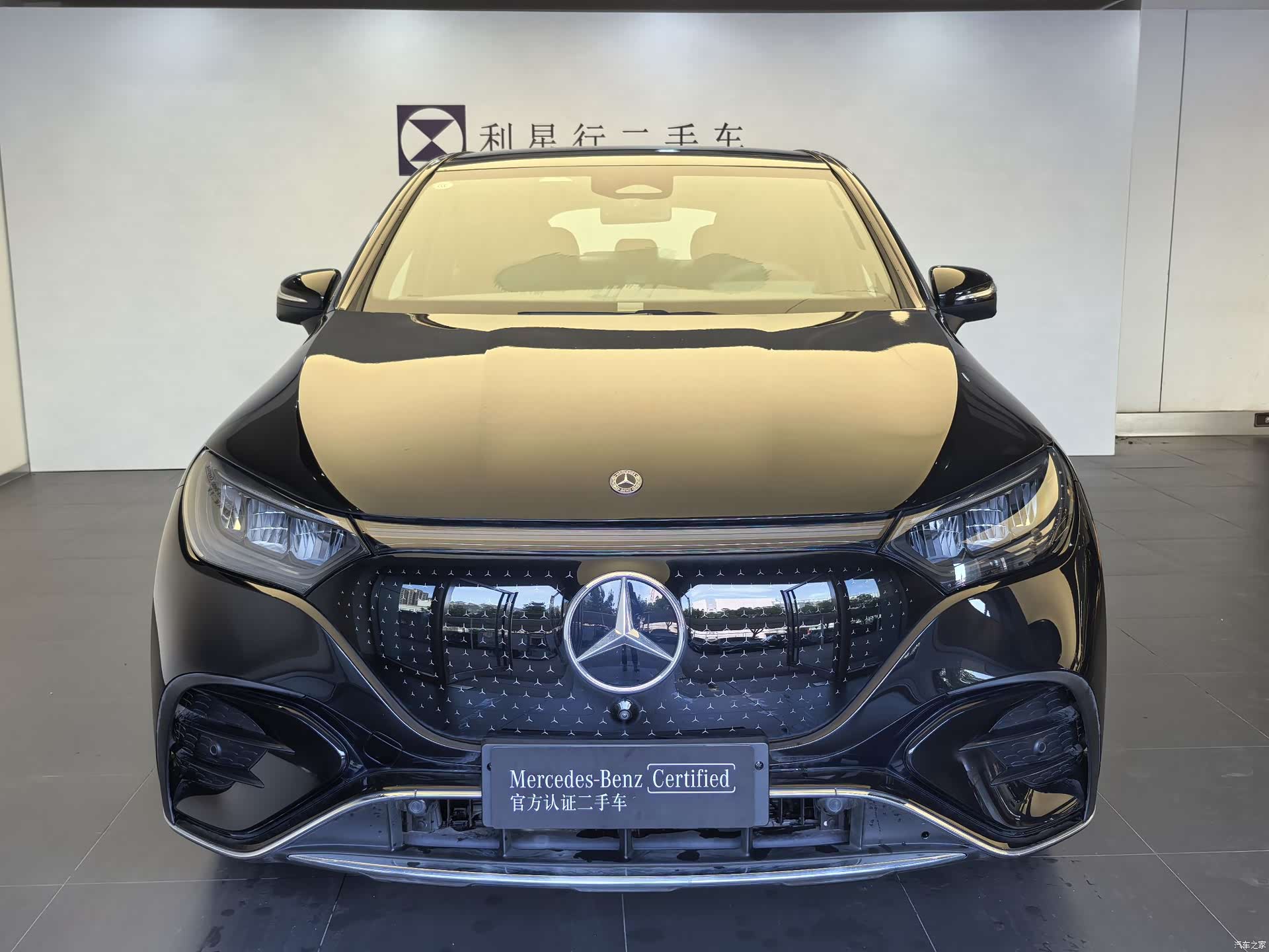 Mercedes-Benz EQE, 2025 3
