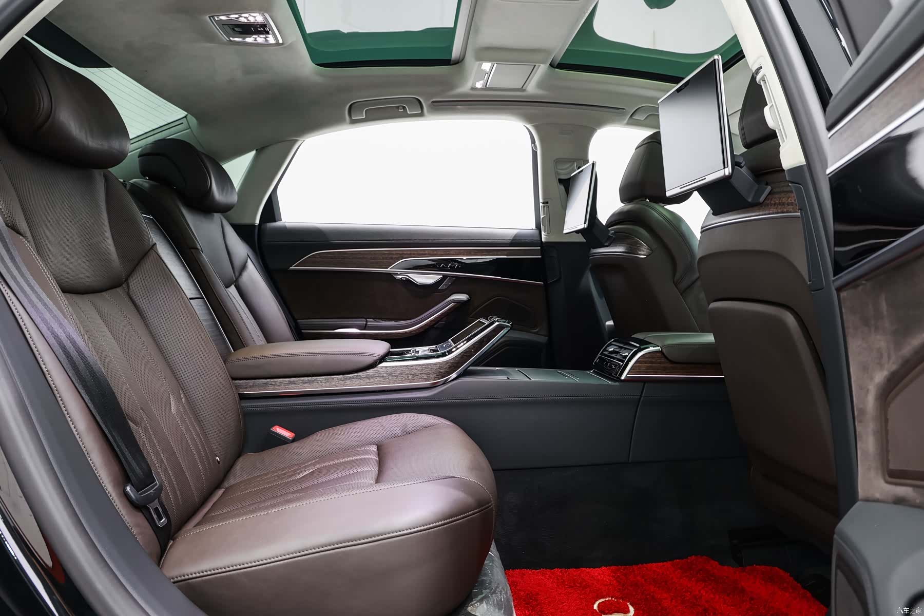 Audi A8L, 2019 10
