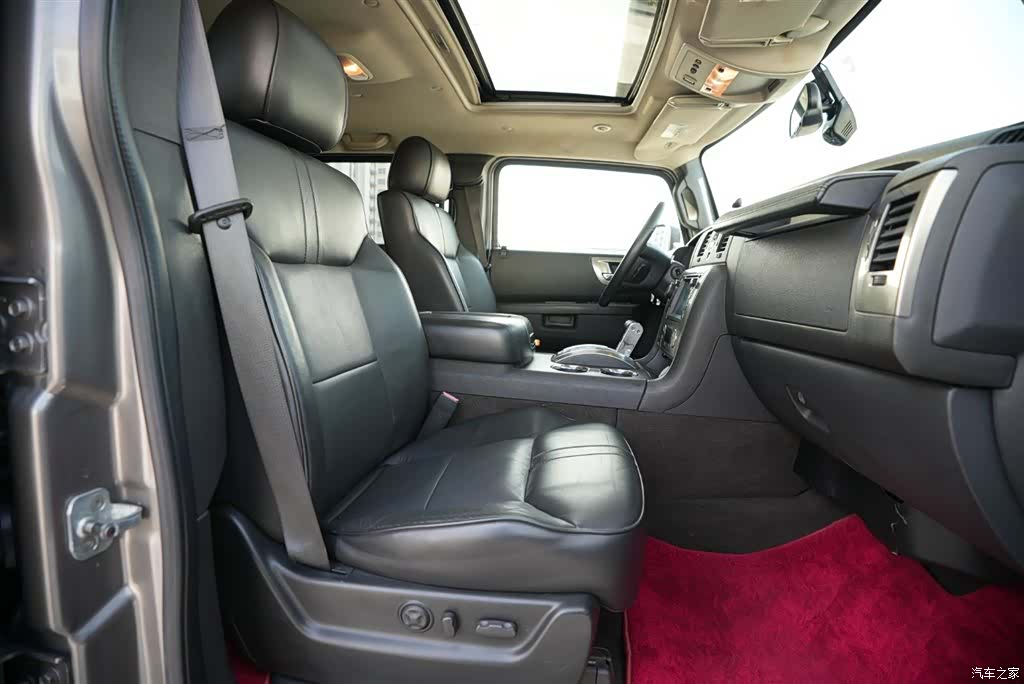Hummer H2, 2010 7